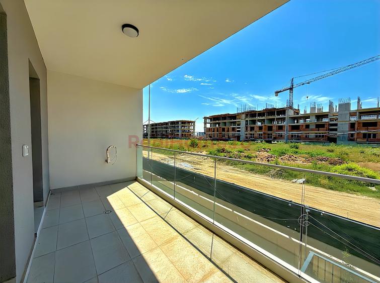 Apartament cu 3 camere decomandat în Theodor Pallady