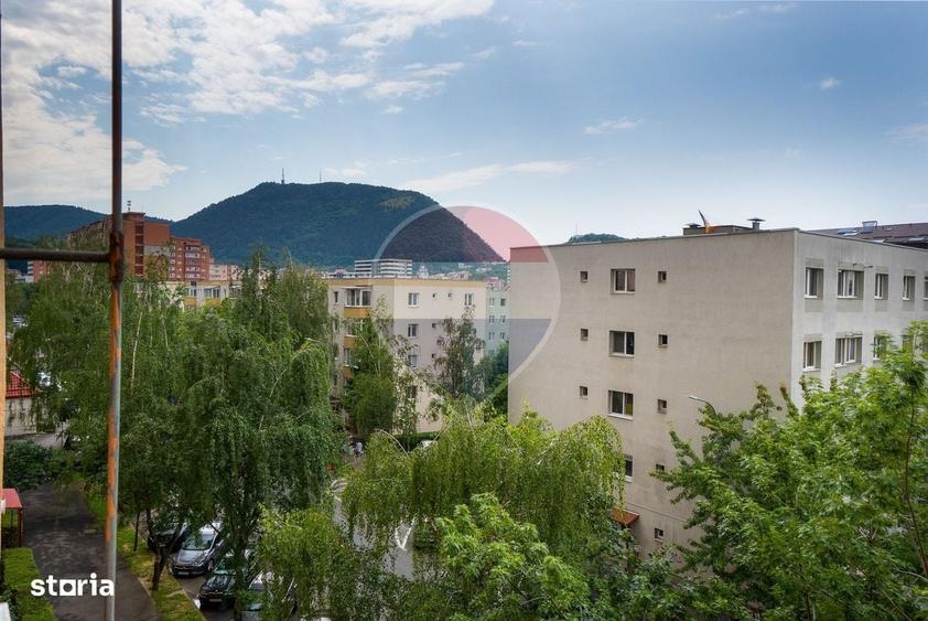 Apartament cu 2 camere decomandat în Central
