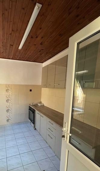Casă cu 4 camere cu Teren 185 Mp în Coiciu
