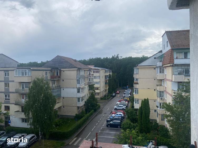 Apartament cu 3 camere în Valea Aurie
