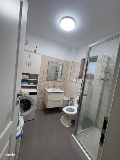 Casă cu 4 camere cu Teren 500 Mp în Central