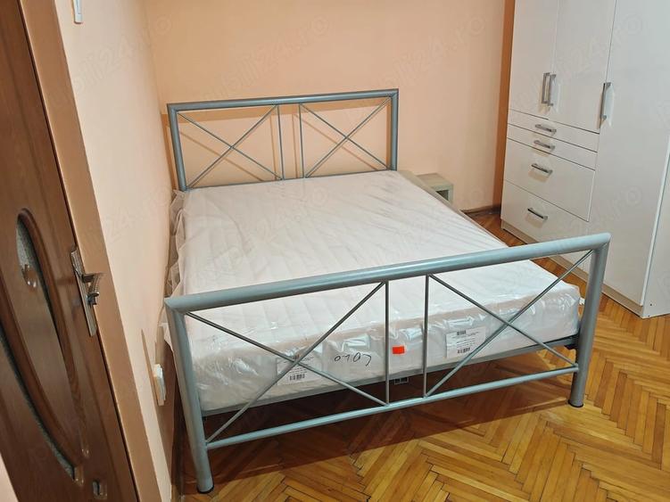 Apartament cu 2 camere nedecomandat în Girocului