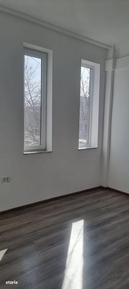 Spațiu comercial, de 25 mp, în Central