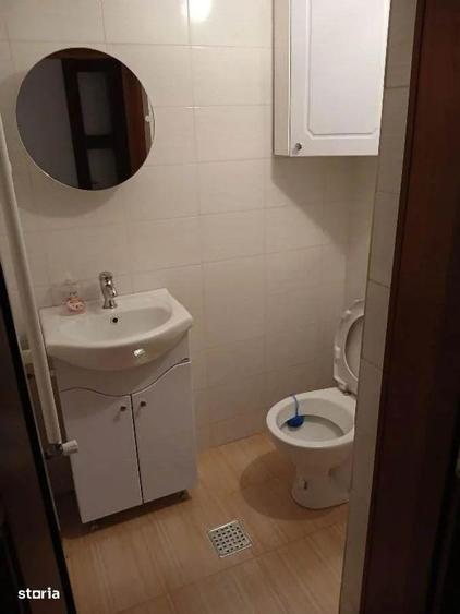 Casă cu 5 camere cu Canalizare în Giurgiului
