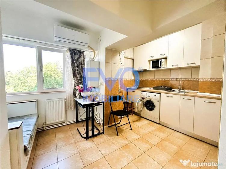 Garsonieră decomandată în Ultracentral