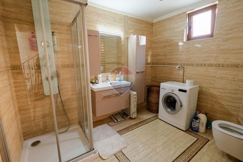 Casă individuală cu 4 camere cu Teren 584 Mp în Sântandrei