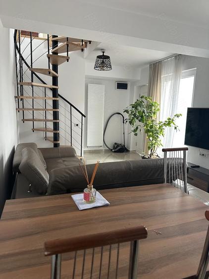 Apartament cu 3 camere decomandat în Măgurele