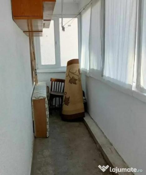 Apartament cu 3 camere decomandat în Ultracentral