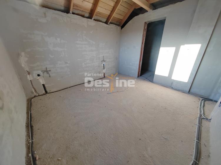 Casă individuală cu 3 camere cu Teren 500 Mp în Lunca Cetățuii
