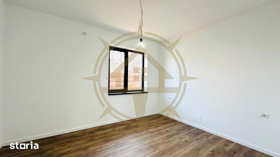 Casă cu 5 camere cu Teren 650 Mp în Corbeanca
