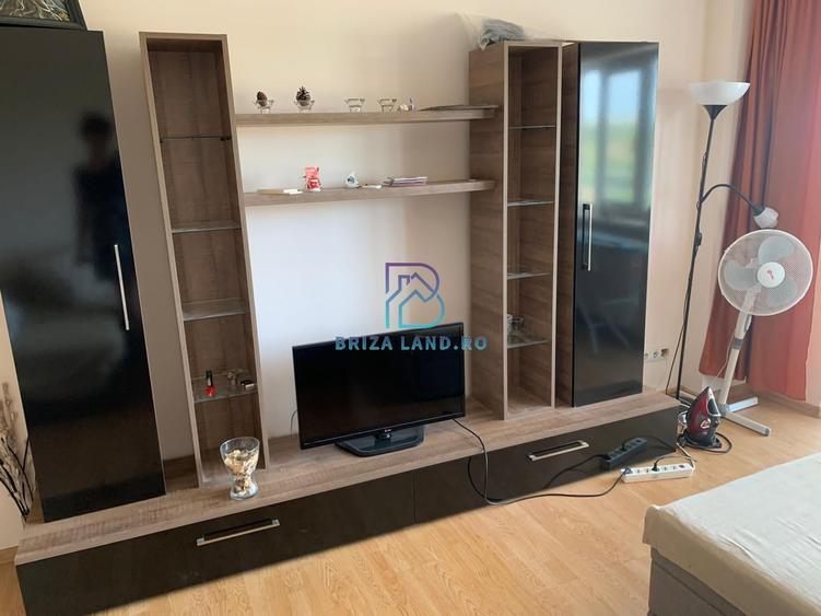 Apartament cu 2 camere decomandat în Splaiul Unirii