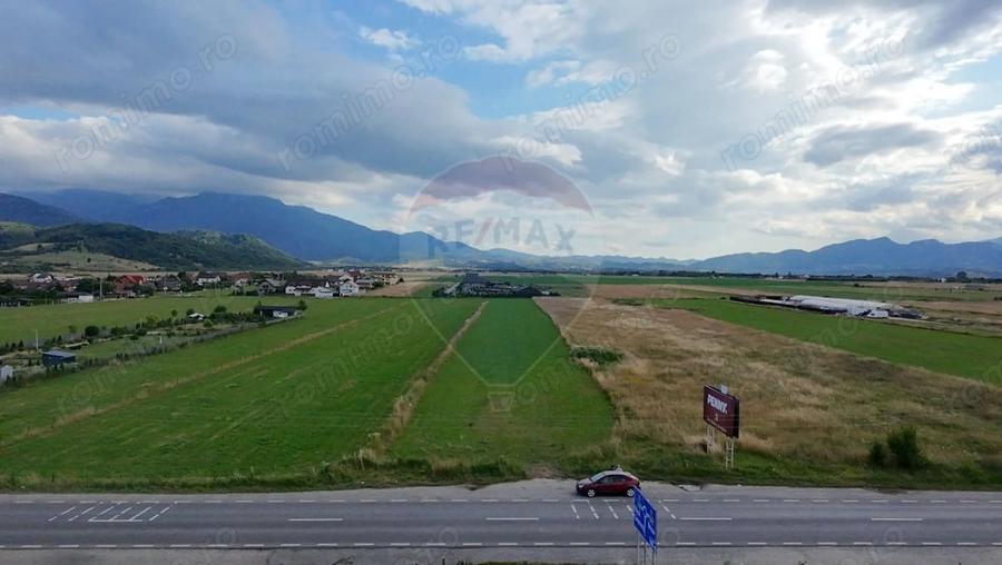 Teren de 10420 mp, în Glăjărie