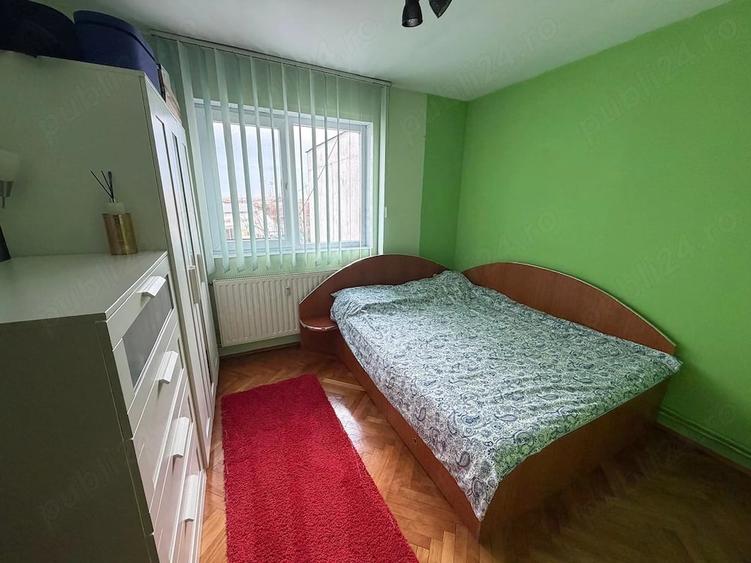 Apartament cu 4 camere semidecomandat în Fortuna