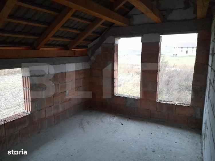 Casă cu 4 camere în Șieu