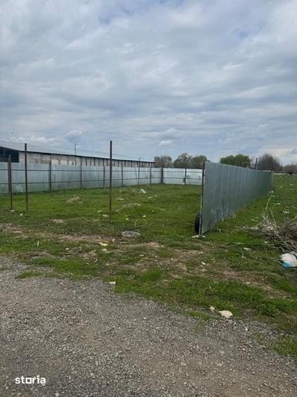 Teren de 305 mp, în Chercea