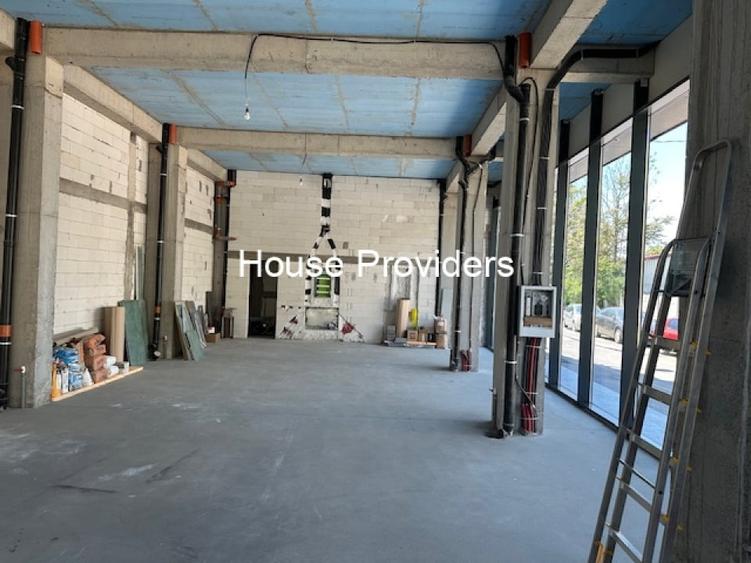 Spațiu comercial, de 530 mp, în Drumul Taberei