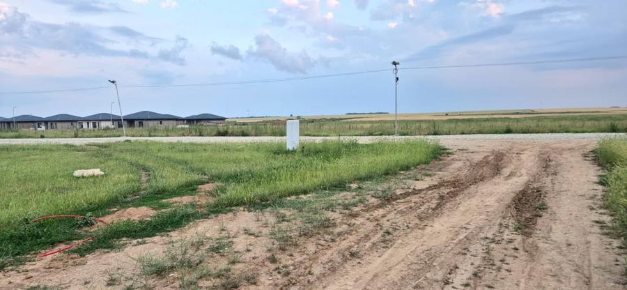 Teren Construcții intravilan de 600 mp, în Exterior Est