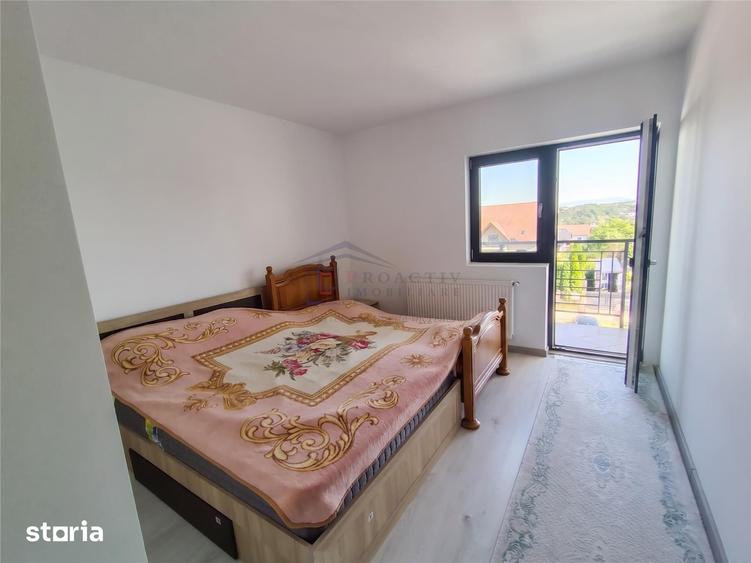 Apartament cu 3 camere în Ipotești