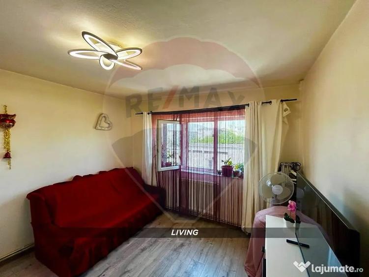 Apartament cu 2 camere decomandat în Central