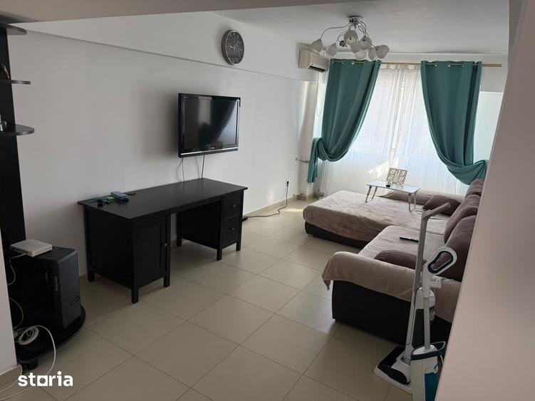Apartament cu 3 camere în Vitan