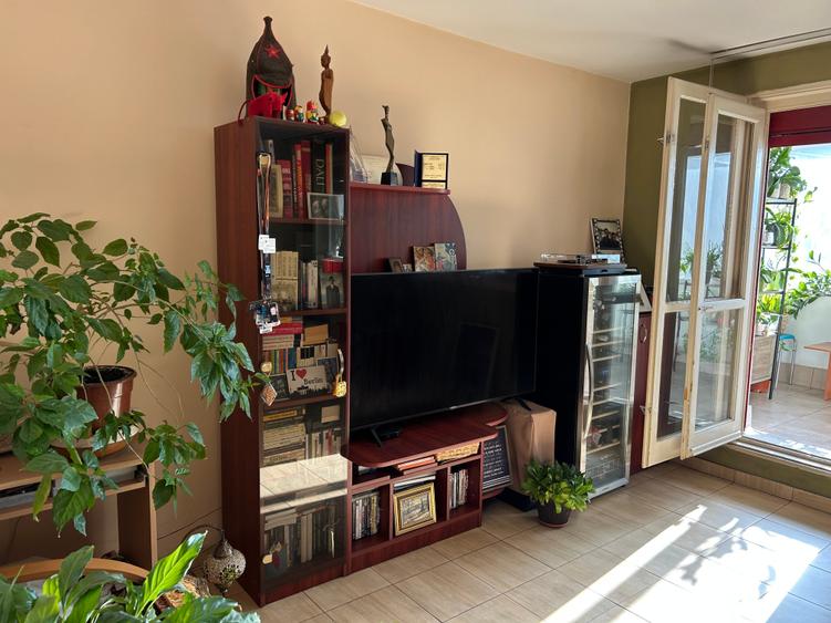 Apartament cu 2 camere semidecomandat în Dorobanți