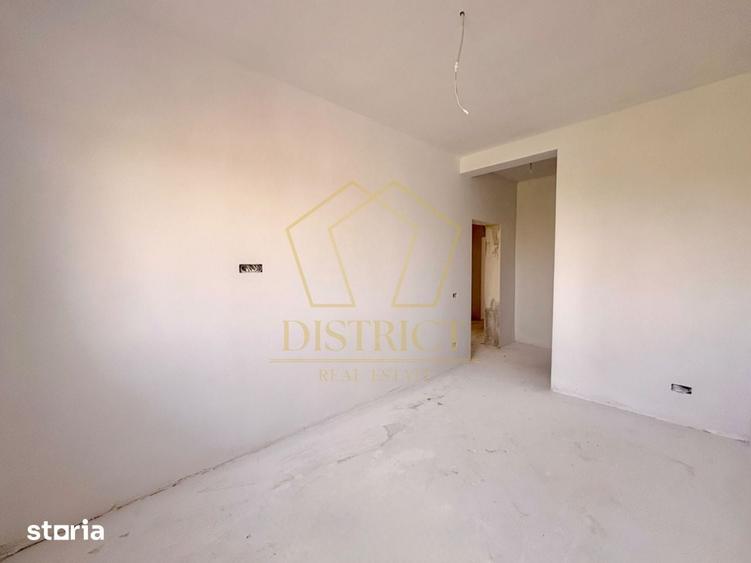 Apartament cu 3 camere în Girocului