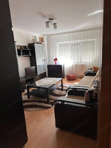 Apartament cu 2 camere decomandat în Horia