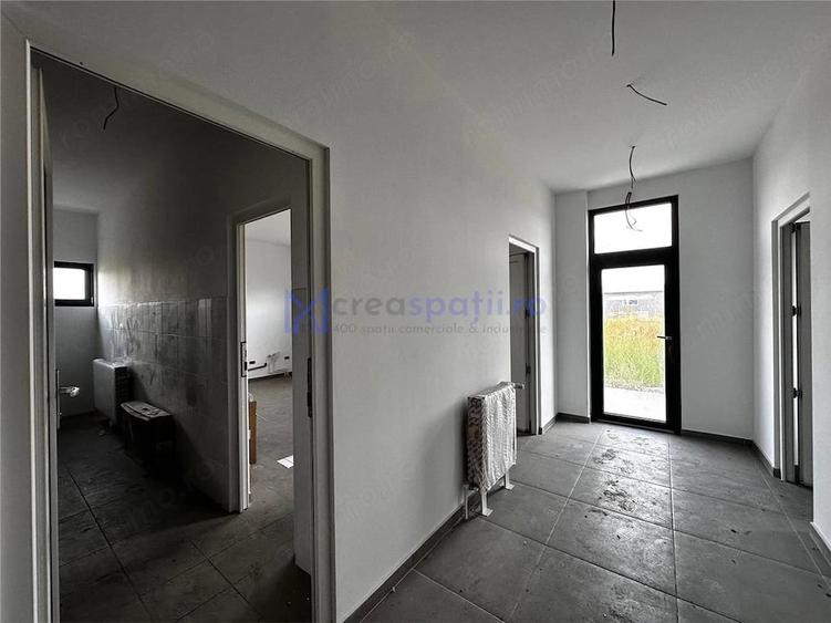 Spațiu comercial, de 2,300 mp, în Filiași
