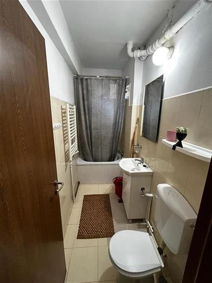 Apartament cu 2 camere decomandat în Moroasa 1