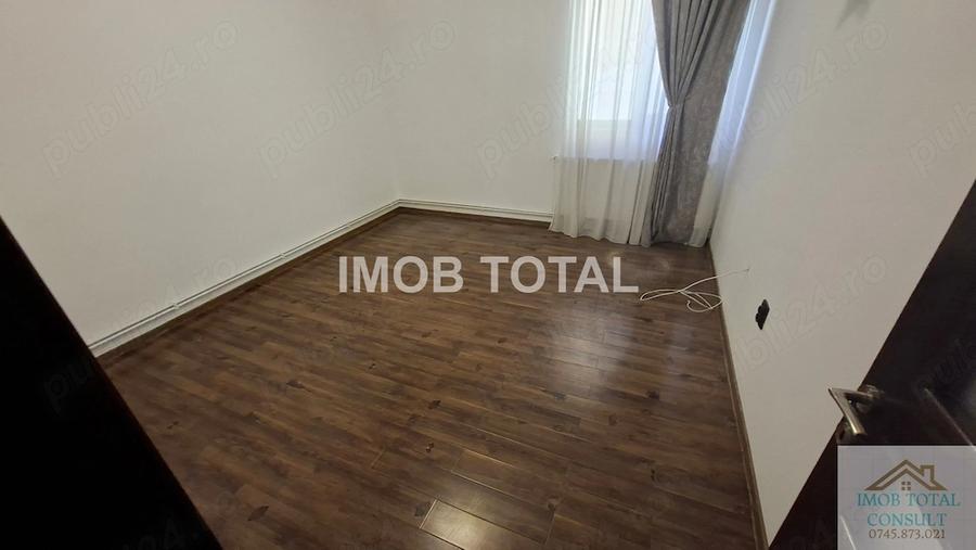 Spațiu comercial, de 190 mp, în Central