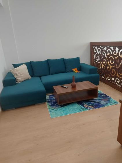Proprietar ofer studio spatios, cu loc de parcare, langa Coresi - 4