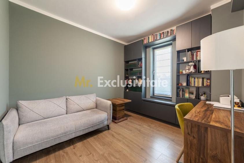 Casă cu 5 camere cu Teren 500 Mp în Ștefănești