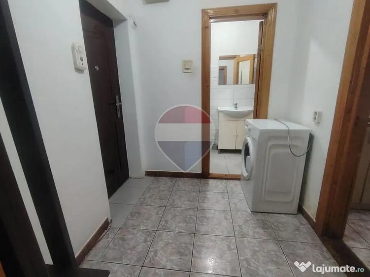 Apartament cu 2 camere decomandat în Sud