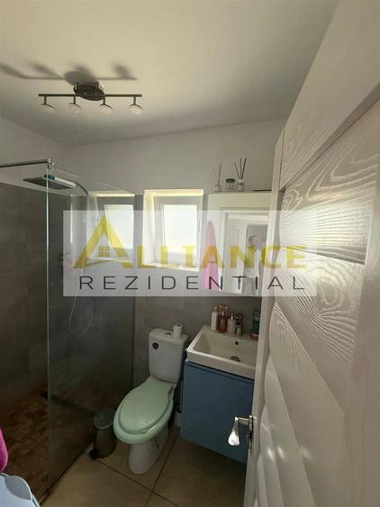 Casă cu 4 camere cu Teren 578 Mp în Central