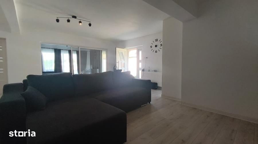 Casă cu 3 camere cu Teren 543 Mp în Ilia