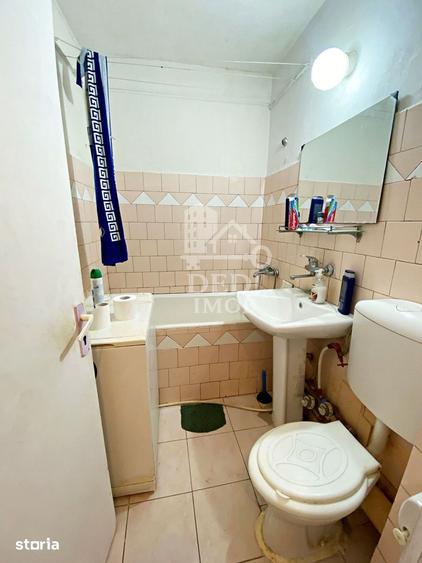 Apartament cu 2 camere semidecomandat în Rogerius