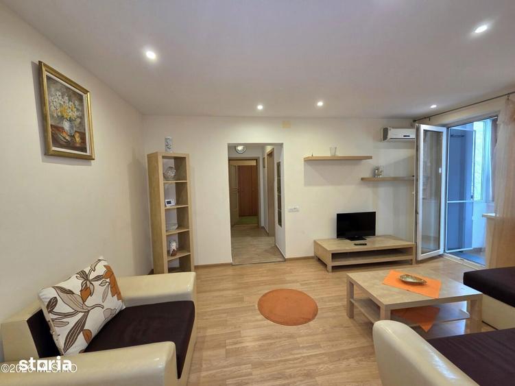 Apartament cu 3 camere semidecomandat, mobilat în Tomis II