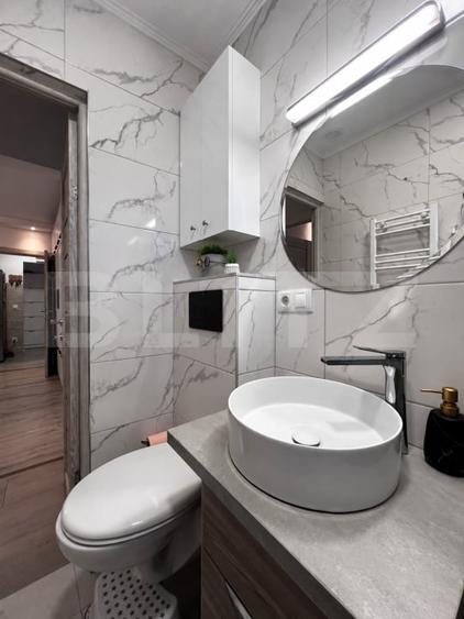 Apartament cu 3 camere semidecomandat, mobilat în Codlea