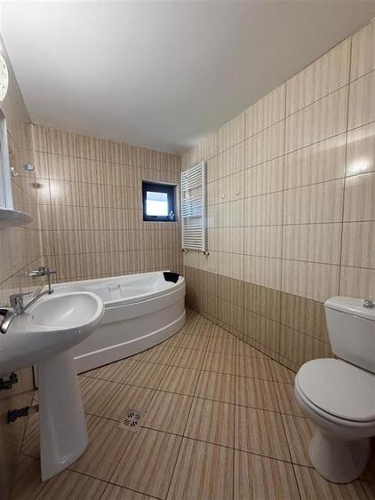 Vila 4 camere Lunca Cetatuii Str Trandafirilor - 9
