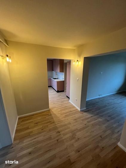 Apartament cu 3 camere decomandat în Burdea