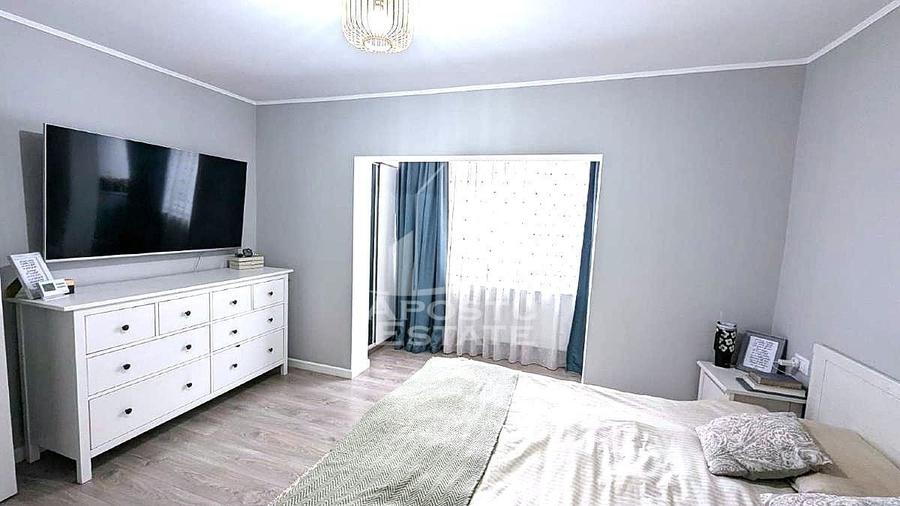 Apartament cu 3 camere decomandat, mobilat în Dâmbovița