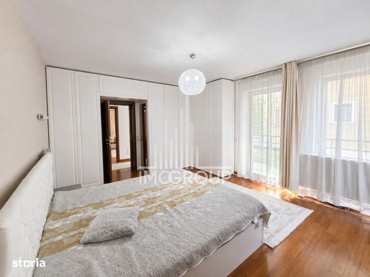 Apartament cu 3 camere, mobilat în Central — fotografia 3