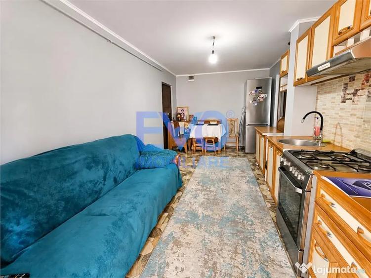 Apartament cu 2 camere semidecomandat în Tomești