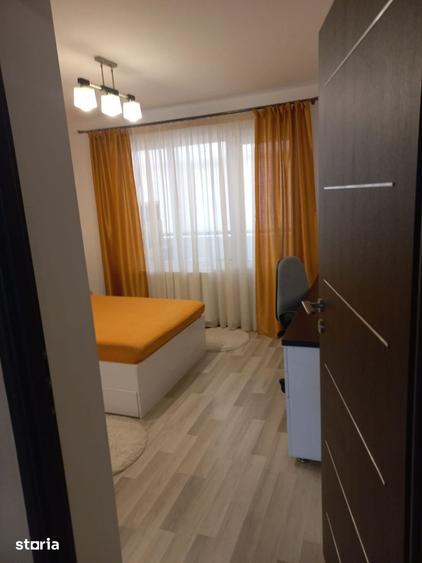 Apartament cu 3 camere în 1 Mai