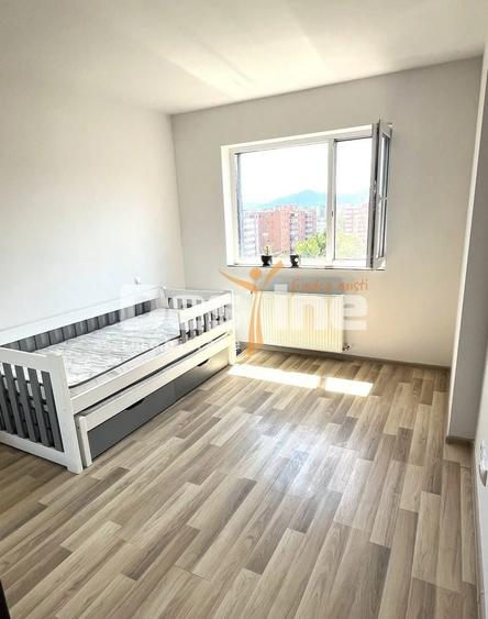 Apartament cu 2 camere decomandat în Astra