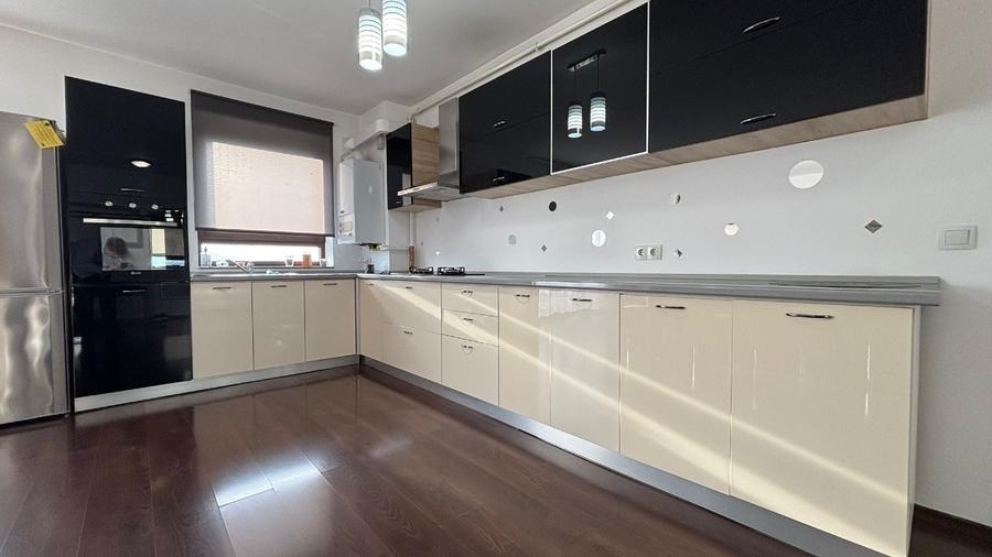 Apartament cu 2 camere decomandat, mobilat în Avantgarden