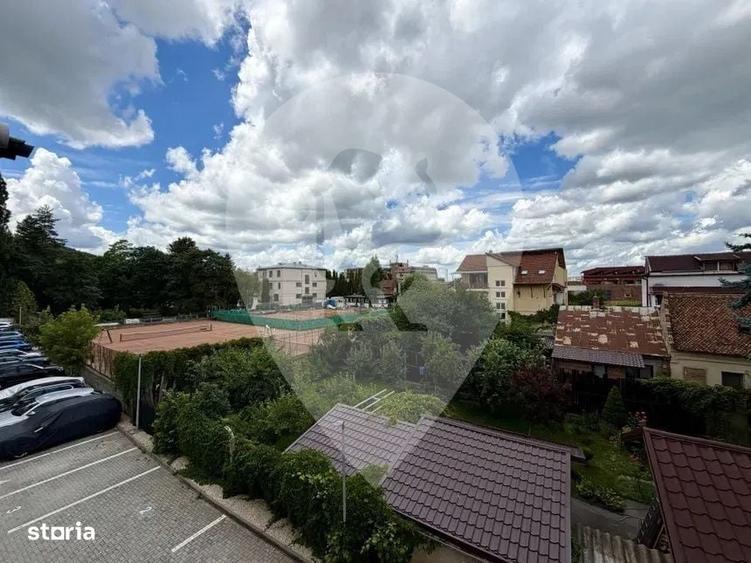 Apartament cu 3 camere în Central