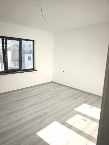 Casă cu Teren 550 Mp în Braniștea