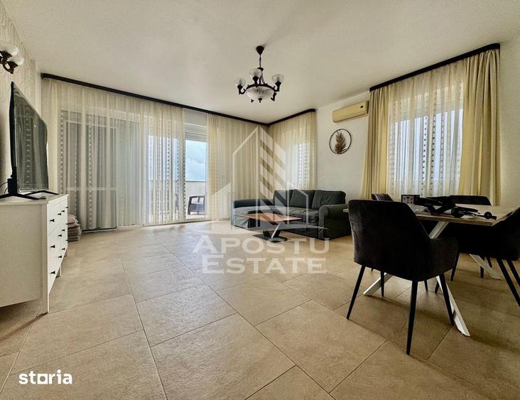 Apartament cu 3 camere, mobilat în UTA