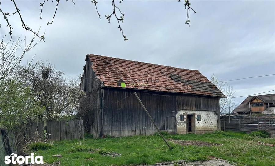 Casă cu 2 camere cu Teren 1850 Mp în Dobârlău